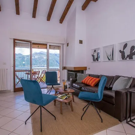 Sleeps 6 *